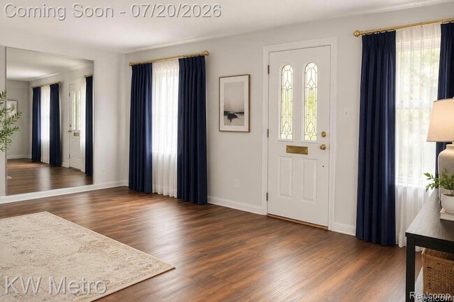 Photo - 619 N Elizabeth St