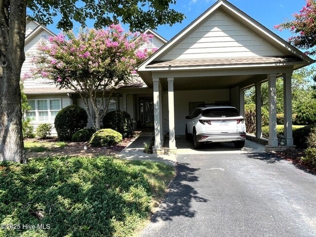 Photo - 150 Starland Ln