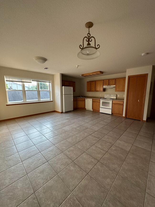 Photo - Silver Drive Apartments