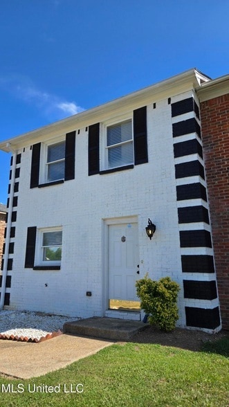 Photo - 933 Glastonbury Cir