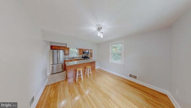 Photo - 2410 Dexter Ave