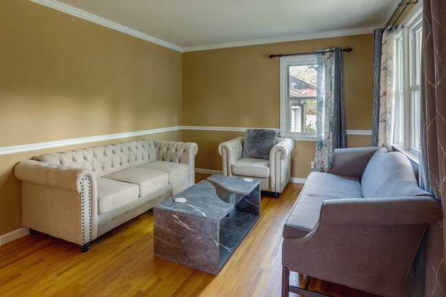 Photo - 22 Clayton Ave Unit ID1300047P