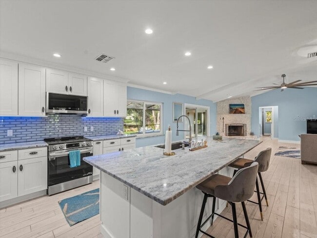 Photo - 11815 W Waterway Dr