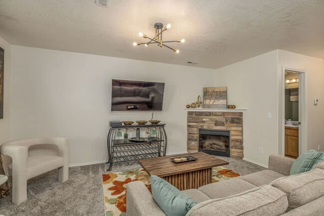 Photo - 574 Hydra Pl Unit SI ID1542951P