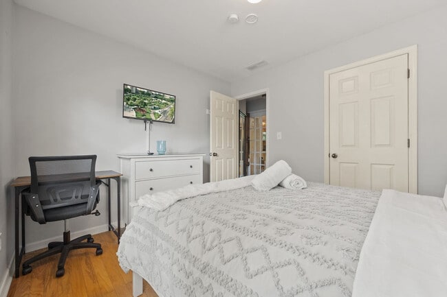 Photo - 3613 Southland Dr NE Unit SI ID1609576P