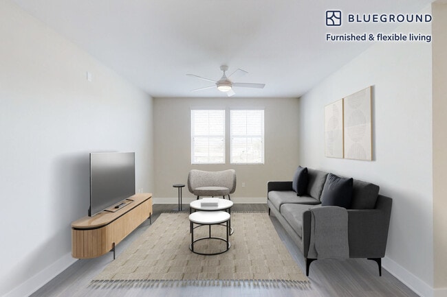 Building Photo - 5685 Park Dr Unit FL3-ID10709A