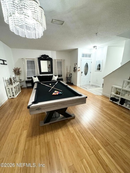 Photo - 955 Churchhill Ln