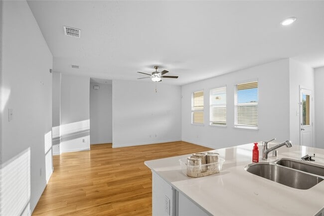 Photo - 14725 Mainstay Way