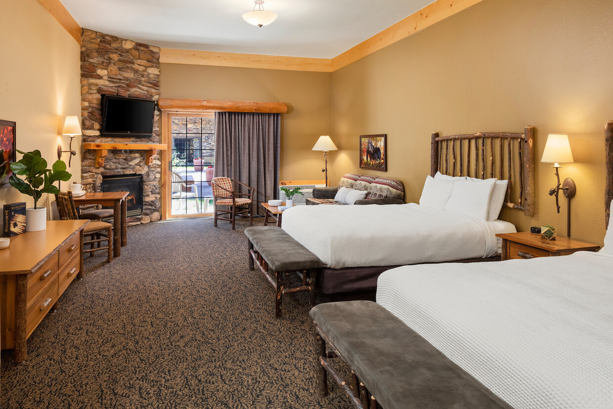 Floor Plan - Fireplace