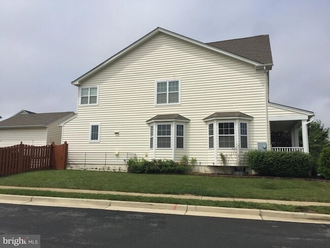 Photo - 43165 Barnstead Dr