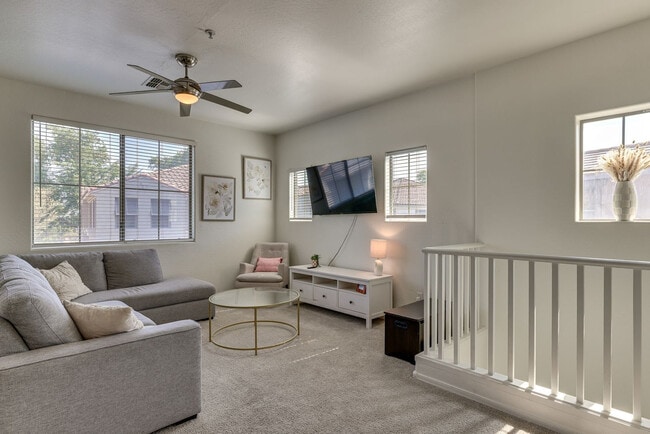 Photo - 2837 E Dunbar Dr Unit SI FL2-ID1608048P