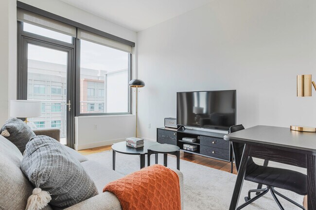 Photo - 1212 4th St SE Unit FL7-ID932