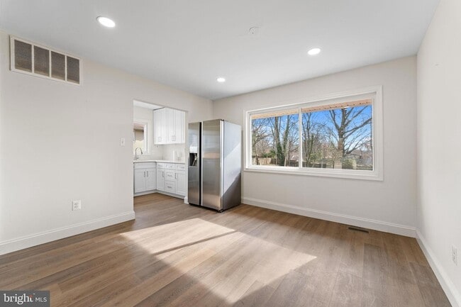 Photo - 7407 Kelvin Pl