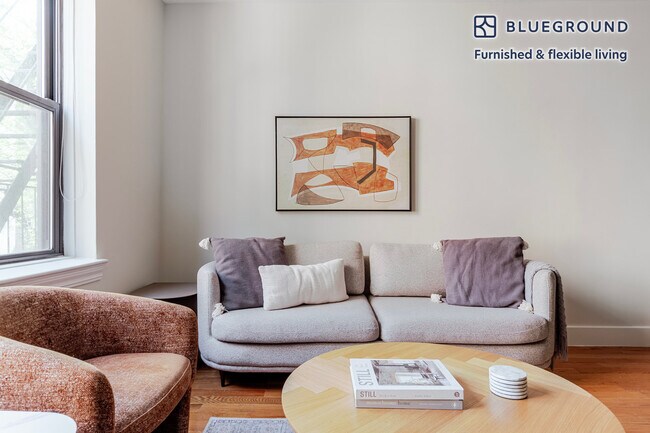 Photo - 108 W 15th St Unit FL4-ID1807