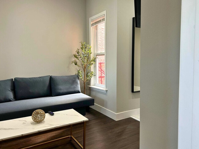 Building Photo - 128 Bainbridge St Unit ID1231678P