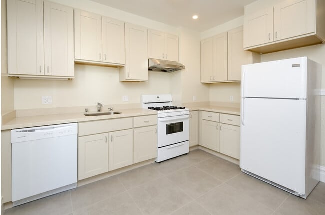 Photo - 877 Union St Unit ID1026488P