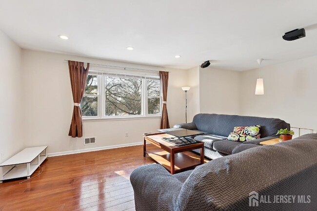 Photo - 3 Stafford Dr