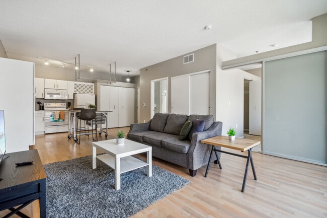 Photo - 616 Washington Ave S Unit SI ID1014643P