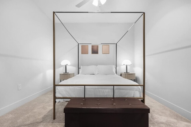 Photo - 8506 Westfield Blvd Unit ID1053008P