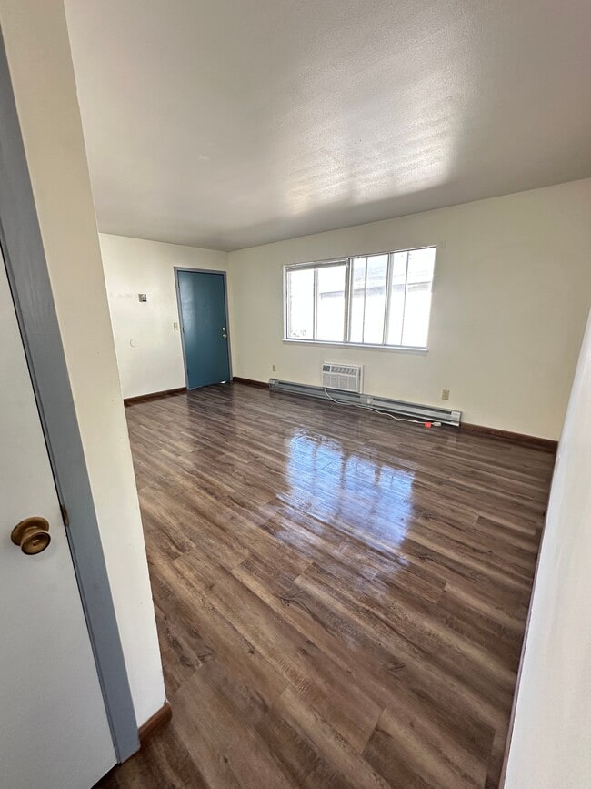 Photo - Eagle Rock Apartments