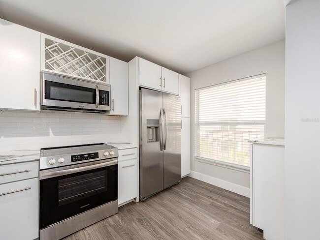Photo - 121 Island Way Unit 334