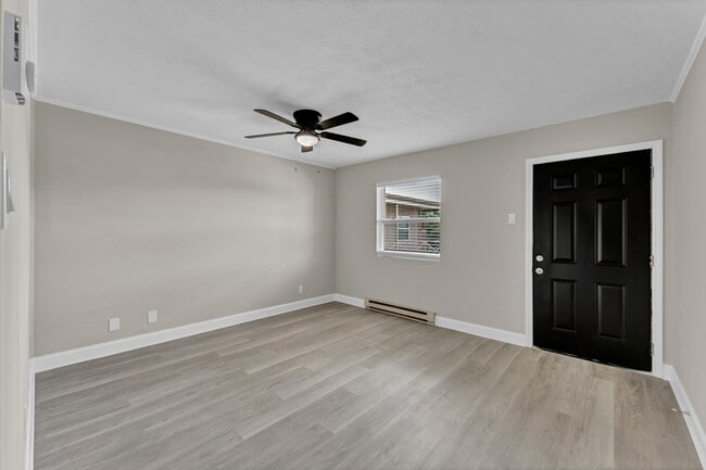 1x1 Living Room - Secret City Apartments