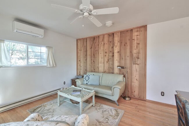 Photo - 925 SW Fleishauer Ln Unit SI ID1550283P
