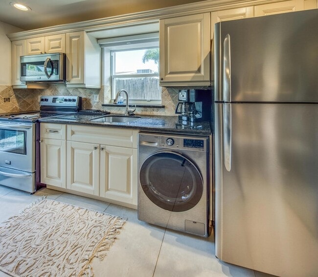 Photo - 1331 North N Street