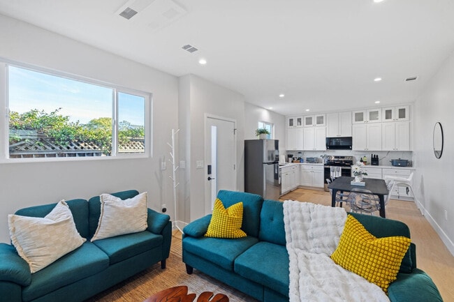 Building Photo - 1817 Andrea Pl Unit ID1388370P