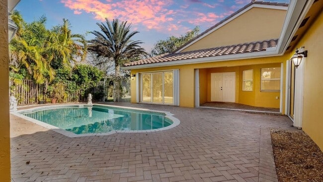 Photo - 19820 SW 7th Pl