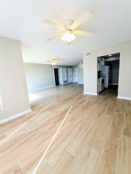 Photo - 500 Tiki Dr Unit 113C