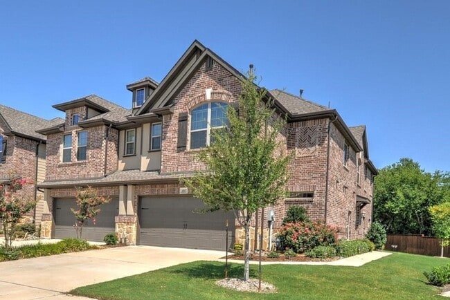 Building Photo - 4817 Bridgewater St