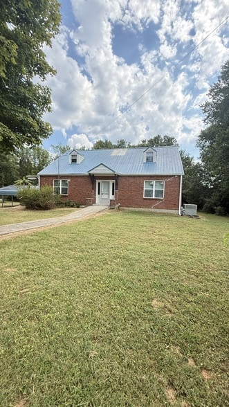 Photo - 3608 Woodbury Pike