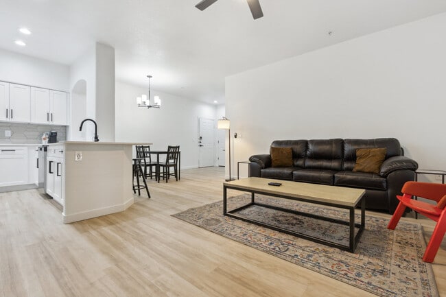 Photo - 9450 W Cabela Dr Unit ID1055527P