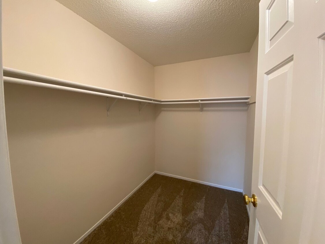 Floor Plan - 2BED 1.4BATH 3F