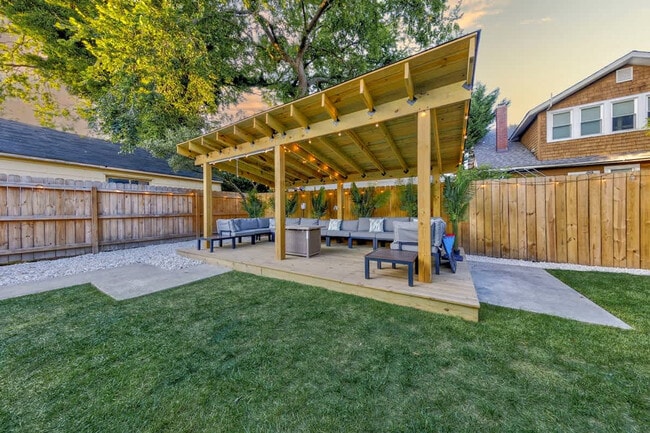 Photo - 172 Cherry St Unit ID1328014P