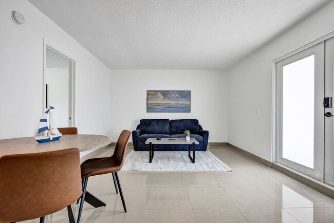 Photo - 905 N Federal Hwy Unit SI ID1504071P