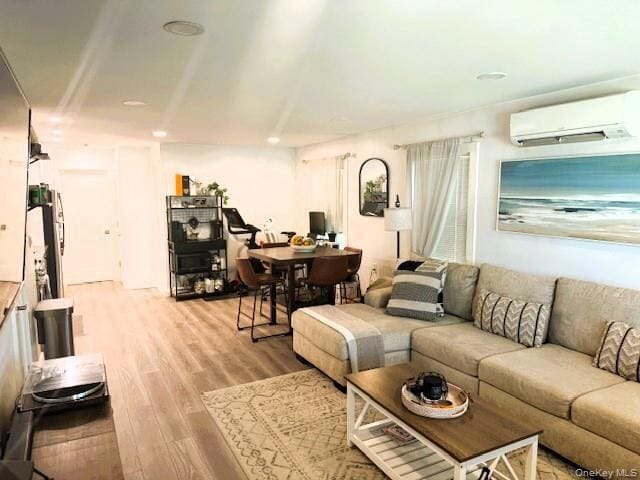 Photo - 442 E Broadway Unit 2