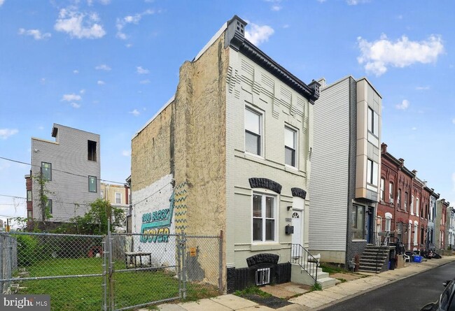 Photo - 1302 N Dover St