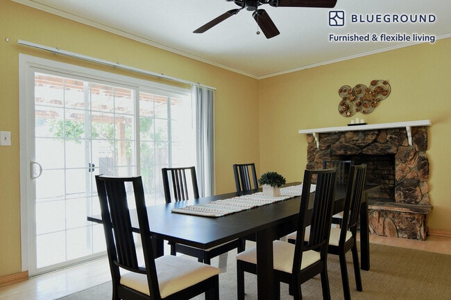 Photo - 3051 Mark Ave