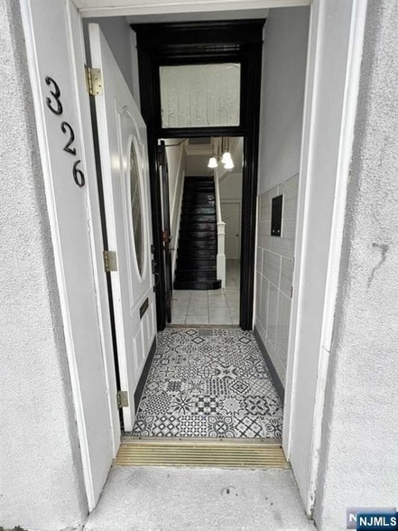Photo - 326 70th St