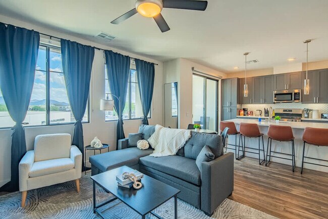 Building Photo - 15501 N Dial Blvd Unit ID1281570P