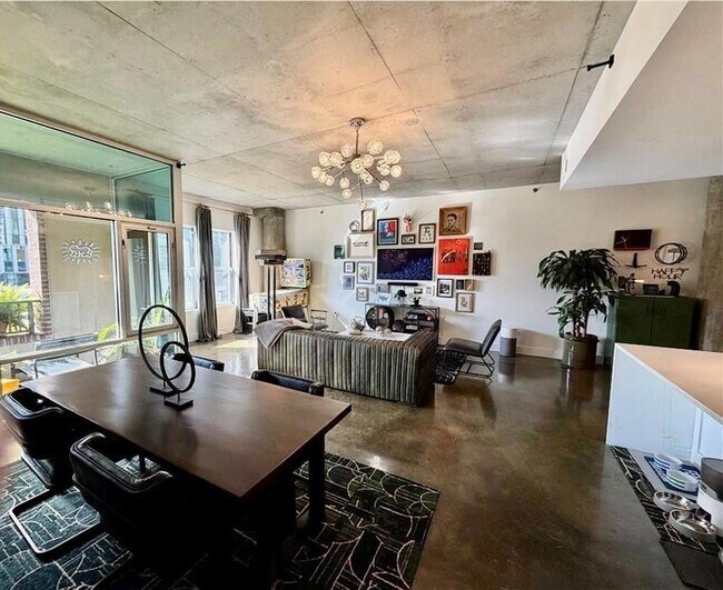 Photo - 845 Spring St NW Unit 524