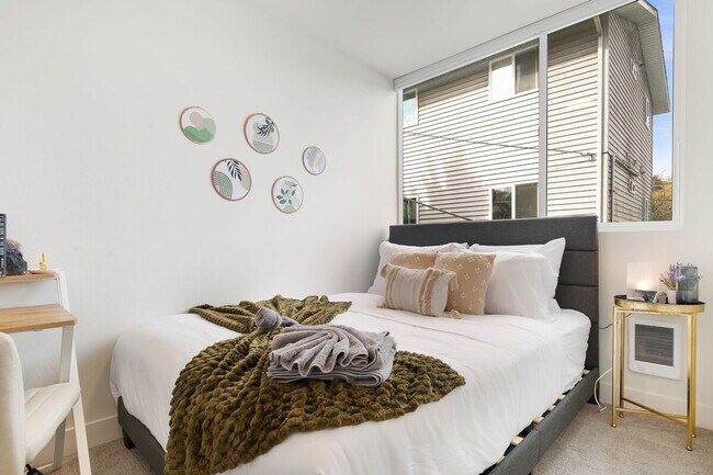 Photo - 65 W Dravus St Unit SI ID1035898P