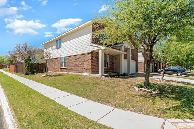 Photo - 4956 Thorn Hollow Dr