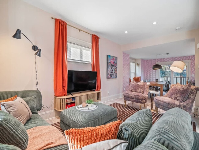 Photo - 6110 Ellen Ave Unit SI ID1496111P