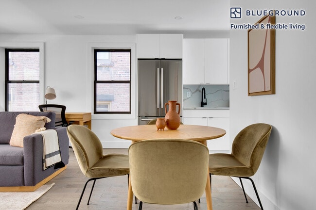 Photo - 241 W 75th St Unit FL4-ID773