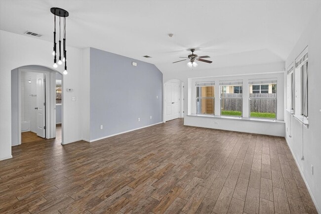 Photo - 15111 Parrish Ln