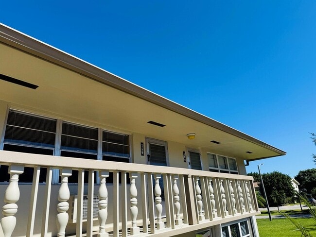 Photo - 159 Sussex H