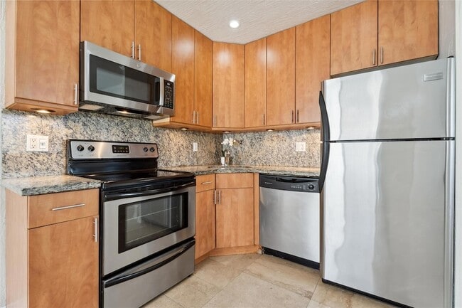 Photo - 1848 NE 46th St Unit G5G